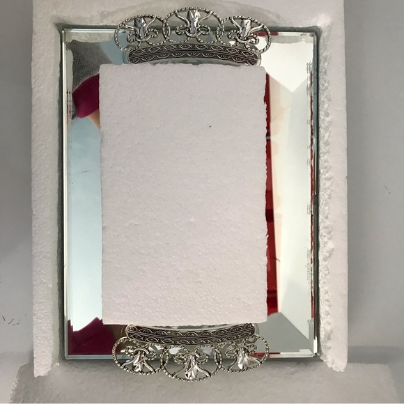 Elegance Silver Margarita Mirror Tray - Picture 6 of 8